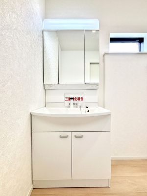 ʑEʏ@傫₷OʋŐʑ́AgȂ݃`FbN┧̂ɂ߂łB 