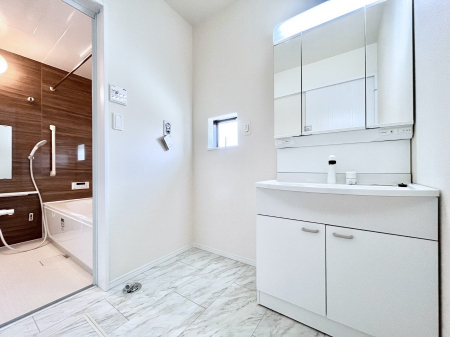 ̑@LXƂƂ̂郉h[Xy[XB  