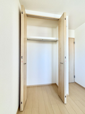 [@m̃N[[bgBŝŌ̈ߗނ܂܂B