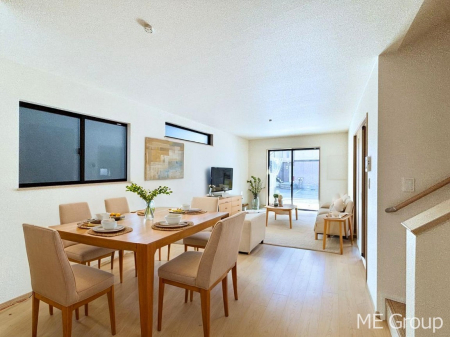 rO@Ƒ̓₩Șbŕ܂閾邢rO  ƋCGł