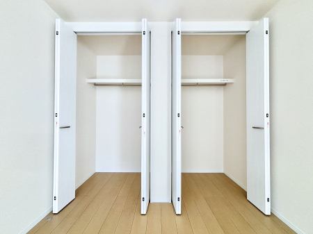 [@m̃N[[bgBŝŌ̈ߗނ܂܂B