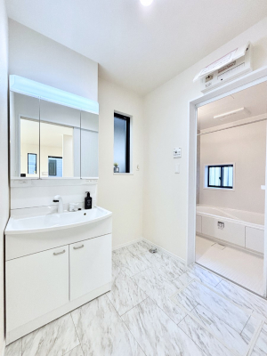 ̑@LXƂƂ̂郉h[Xy[XB  