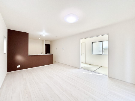 ���̑����ρ@���邢�z���������A�����̕��͋C�ɖ��������_�C�j���O�B   