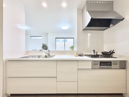 �L�b�`���@�������������I�ɁA�y�����I�V�X�e���L�b�`��  