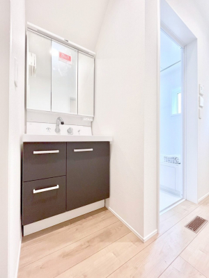 ���̑��@���邢���ʏ��͖����̐g�x�x���y�����ł����Ⴂ�����ł��B    