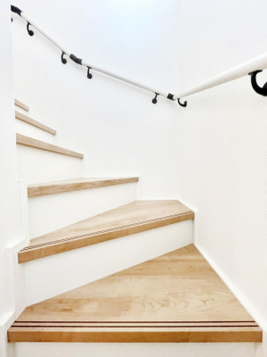 ���̑��@�����Ȃ��q�l�₲�N�z�̕��Ɋ������z���I�K�i�ɂ͎萠�t���ł��B