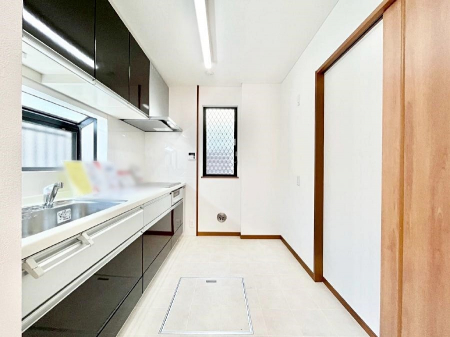 Lb`@u₩ȕʂ蔲Lb`B̂Ŗ邭Cɂ𗧂܂B