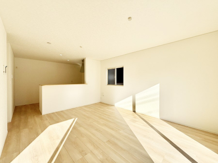 rO@Ƒ̓₩Șbŕ܂閾邢rO