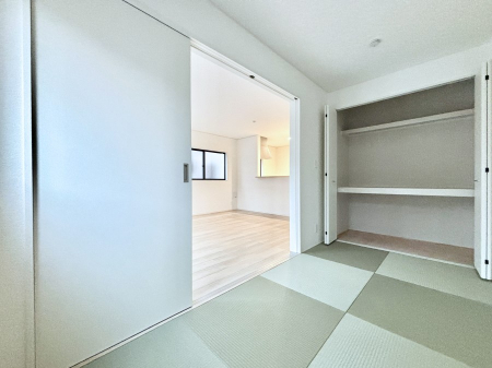 ̑ρ@rOƗׂ荇ĂaBقƈꑧła̋ԂYꂸɁB 