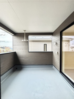 oRj[@Ci[oRj[Ȃ̂ŉJł󕨂oāAʂ̂ŊǂAXy[XƂďd󂵂܂B 