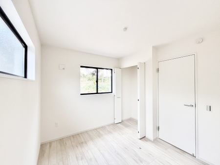 ���̑����ρ@�u�₩�ȓ��������������S�̂�D������ݍ���ł���܂�