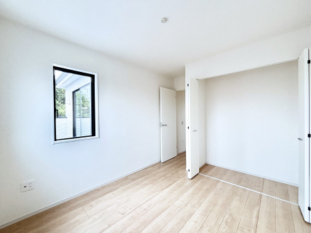 �q�������@�q�������ɂ��������߂Ȏ��[�X�y�[�X�����Ղ�̋���