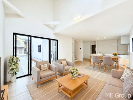 ���r���O�@��Ԃ����o���鐁���������̗p�B���S�n�̗ǂ��ɂ�����������r���O�B���Ƌ��CG�ł�