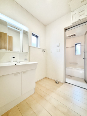 ʑEʏ@̂KԂłB̐gxxCǂg܂B 