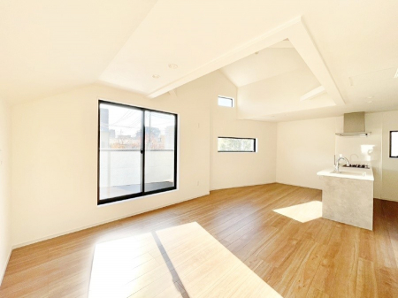 rO@̂rOłƂeB[^CI Cɓ̃O[΍XɐSn悳AbvI