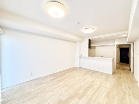 rO@Ƒ̓₩Șbŕ܂閾邢rO