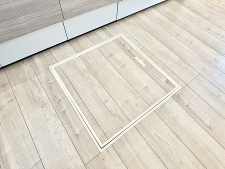 ̑ρ@[tIpiEpi̎[ɂ劈B