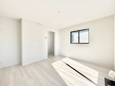 ���̑����ρ@�i�`�������ȃt���[�����O�͂ǂ�ȃC���e���A�ɂ��}�b�`�B  