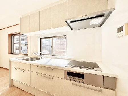 Lb`@LĎĝ悢Lb`ÂŉƑ̏Ί炪L܂