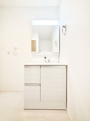 ʑEʏ@X^COɕ֗ȎOʋA~[LrlbgōׂXbL