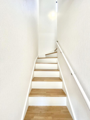 ̑@Ki͎肷tȂ̂ŏȂq܂₲̕Sł  