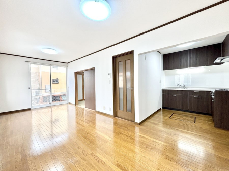 rO@͋Ĉkcj͉Ƒ݂Ȃ̉K  