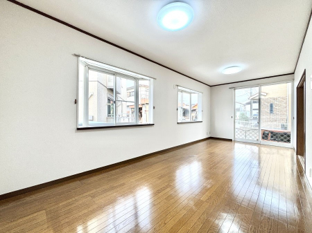 ̑ρ@傫ȑ炽Ղ̗zƕ郊rO  