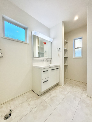 ʑEʏ@傫₷OʋŐʑ́AgȂ݃`FbN┧̂ɂ߂łB 