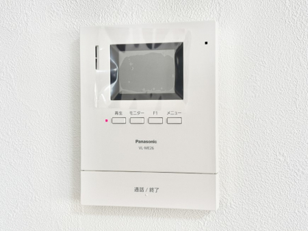 ̑ρ@K҂ڂł킩AŜsuj^[tC^[tH