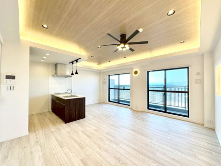 ���r���O�@���Ƒ��̓��₩�Șb�����ŕ�܂�閾�邢���r���O  