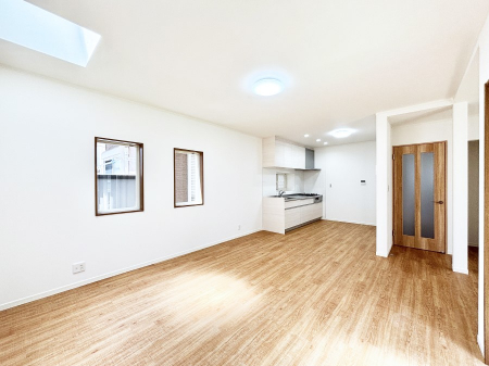 ���r���O�@�Z�ޕ��̌��������o�����A�C���e���A���l����̂��y���݂ȃ��r���O�ł��I 