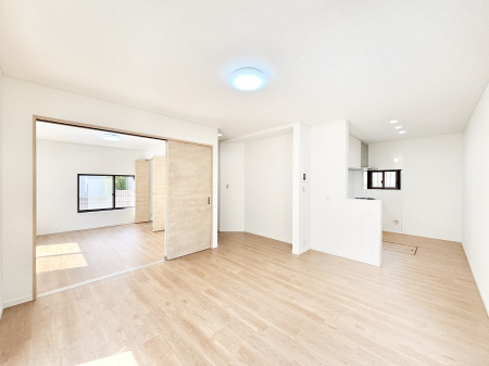 ���r���O�@�אڂ̗m�����J������΂���ɍL�X��Ԃ�  