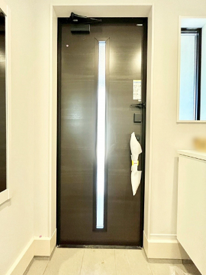 ց@KXXbg̓փhAɌ͂Ă܂