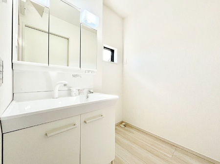 ʑEʏ@q񂪂A􂢂łĂꂻȐʏI