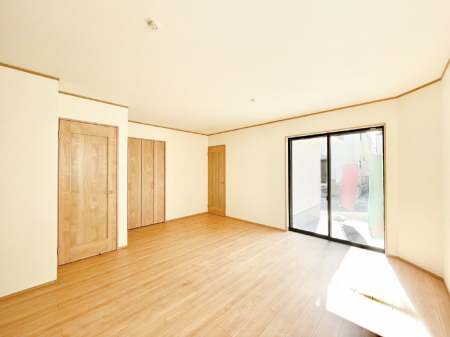 ���̑����ρ@�Ƒ������R�ƏW�܂�e���̃X�y�[�X�ɂȂ肻���@