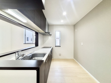 Lb`@Ƃ肠Lb`ł͂ƑƊył܂B