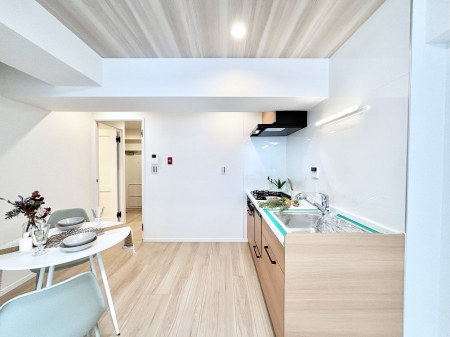 Lb`@̂ŉƑ̏Ί炪L܂I