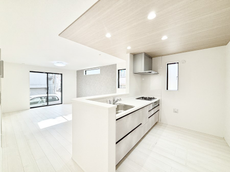 �L�b�`���@��Ƃ肠��L�b�`���ł͂��Ƒ��Ɗy�������������ł��܂��B