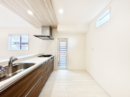 Lb`@Ƃ肠Lb`ł͂ƑƊył܂B