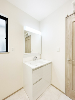 ���̑��@�L�b�`���Ƃ̓������l�����������W���݌v�ŖZ�������Ԃ̉Ǝ������N���N