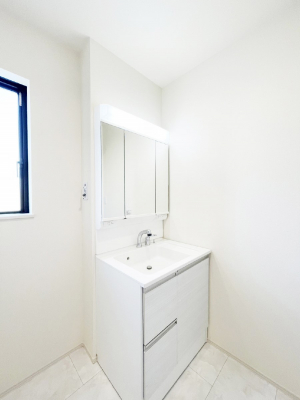 ���̑��@�L�b�`���Ƃ̓������l�����������W���݌v�ŖZ�������Ԃ̉Ǝ������N���N