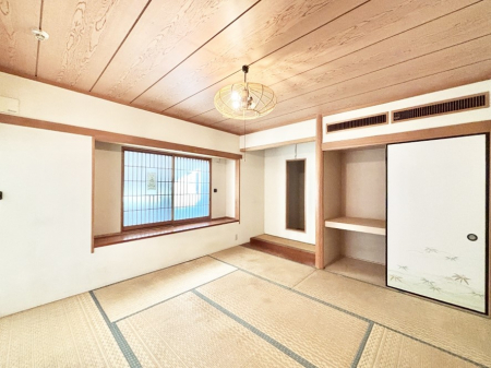 ̑ρ@_炩̋Ԃ́Aql̗Vя◈q̂ĂȂ̏ꏊƂďd󂵂܂B 