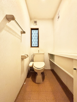 gC@gC1K2KꂼɔzuĂĂƂĂ֗łB 