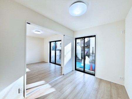 ���̑����ρ@���r���O�ׂ̗ɂ���m���B�����J�����čL�����p���邱�Ƃ��\�ł��B