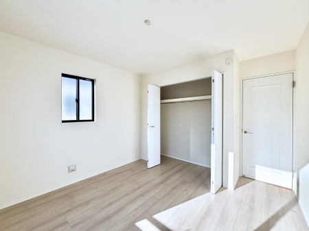 �q�������@�q�������ɂ��������߂Ȏ��[�X�y�[�X�����Ղ�̋���