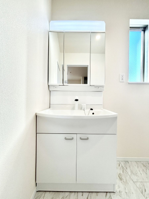 ʑEʏ@傫₷OʋŐʑ́AgȂ݃`FbN┧̂ɂ߂łB 