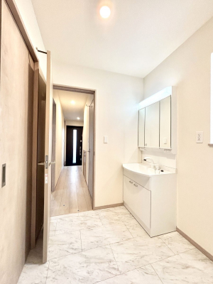 ���ʑ�E���ʏ��@���邢���ʏ��͖����̐g�x�x���y�����ł����Ⴂ�����ł��B