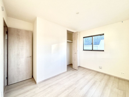 �q�������@�q�������ɂ��������߂Ȏ��[�X�y�[�X�����Ղ�̋���