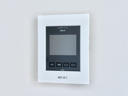 ̑ρ@suj^C^[tH͗q҂mFł̂łԂ邨qlS