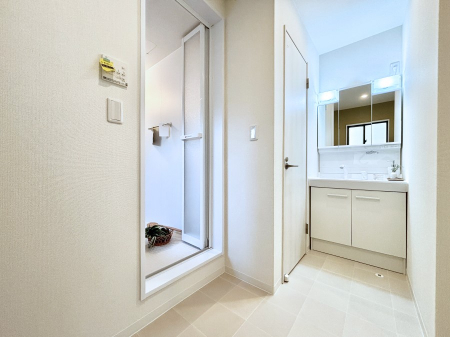 ʑEʏ@傫₷OʋŐʑ́AgȂ݃`FbN┧̂ɂ߂łB 